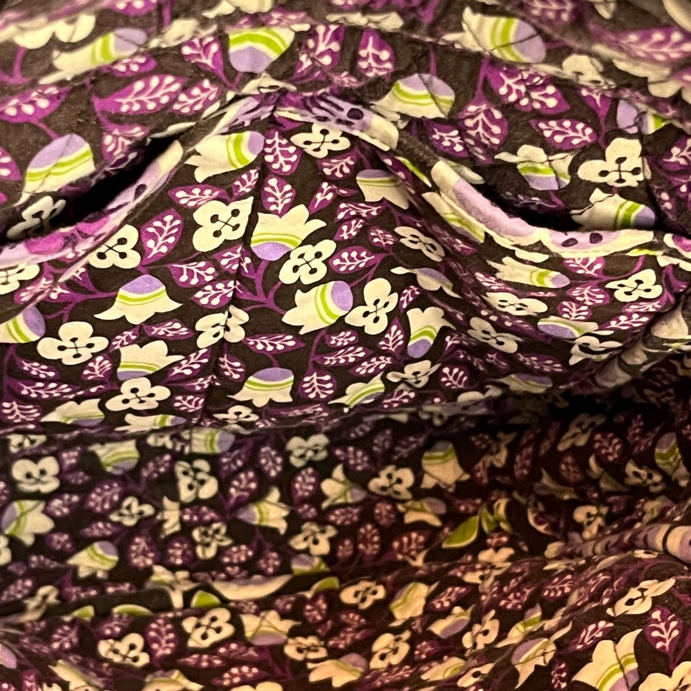 Vera Bradley Discontinued Plum Petal Floral Purple /Green /Black Backpack EUC - Picture 10 of 16